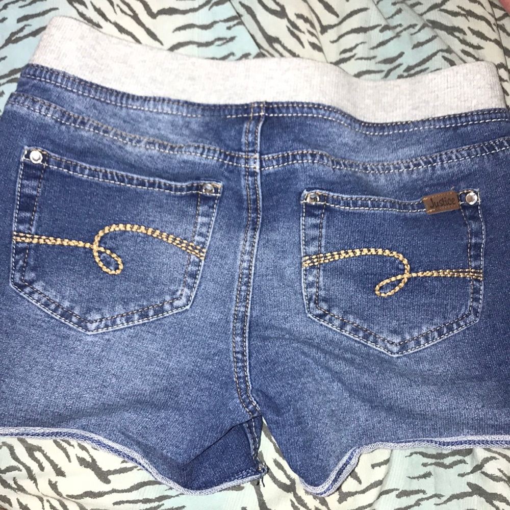 Shorts - Picture 2 of 2